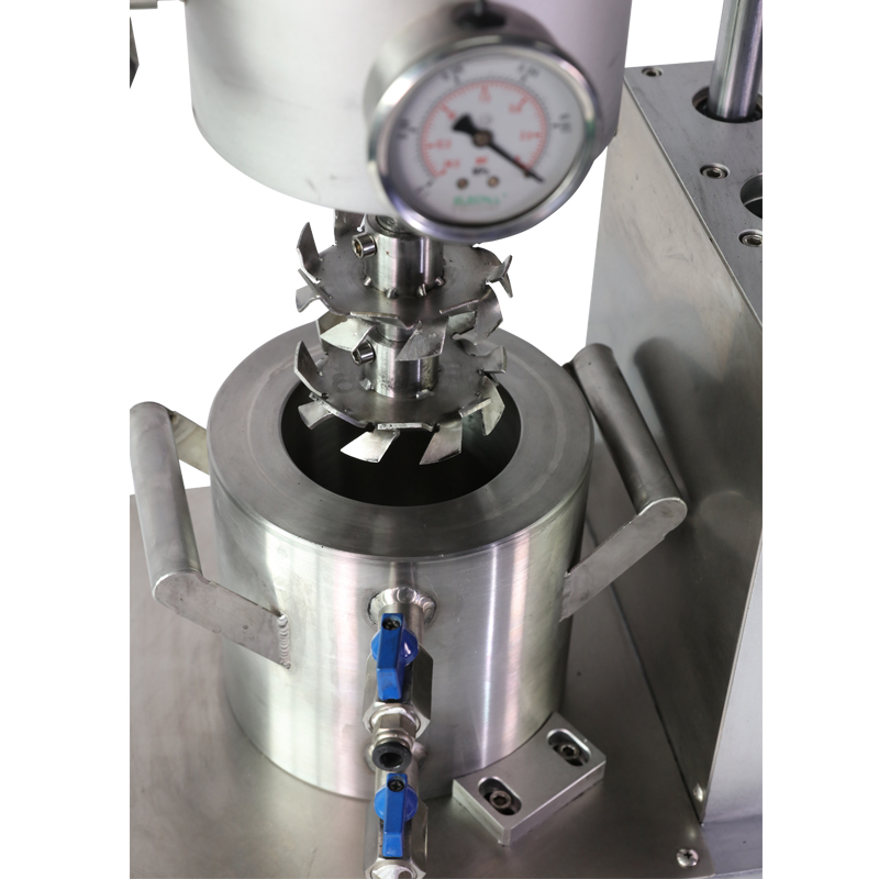 Detail picture of the mixing tank