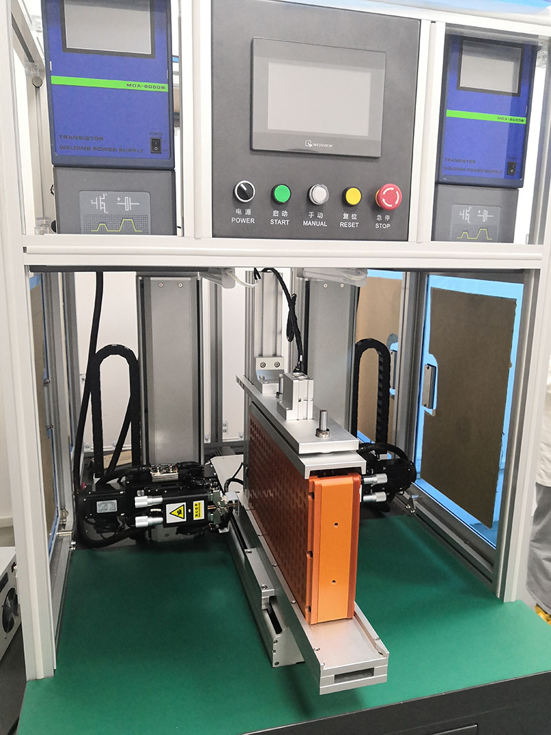 Double sided spot welding machine