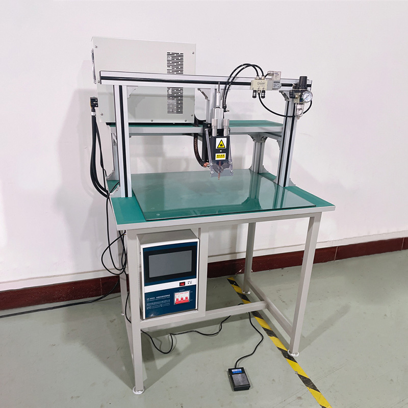 Transistor Gantry Spot Welder