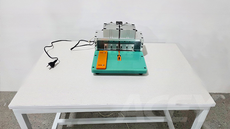 Polymer battery tab cutter Polymer battery tab cutter